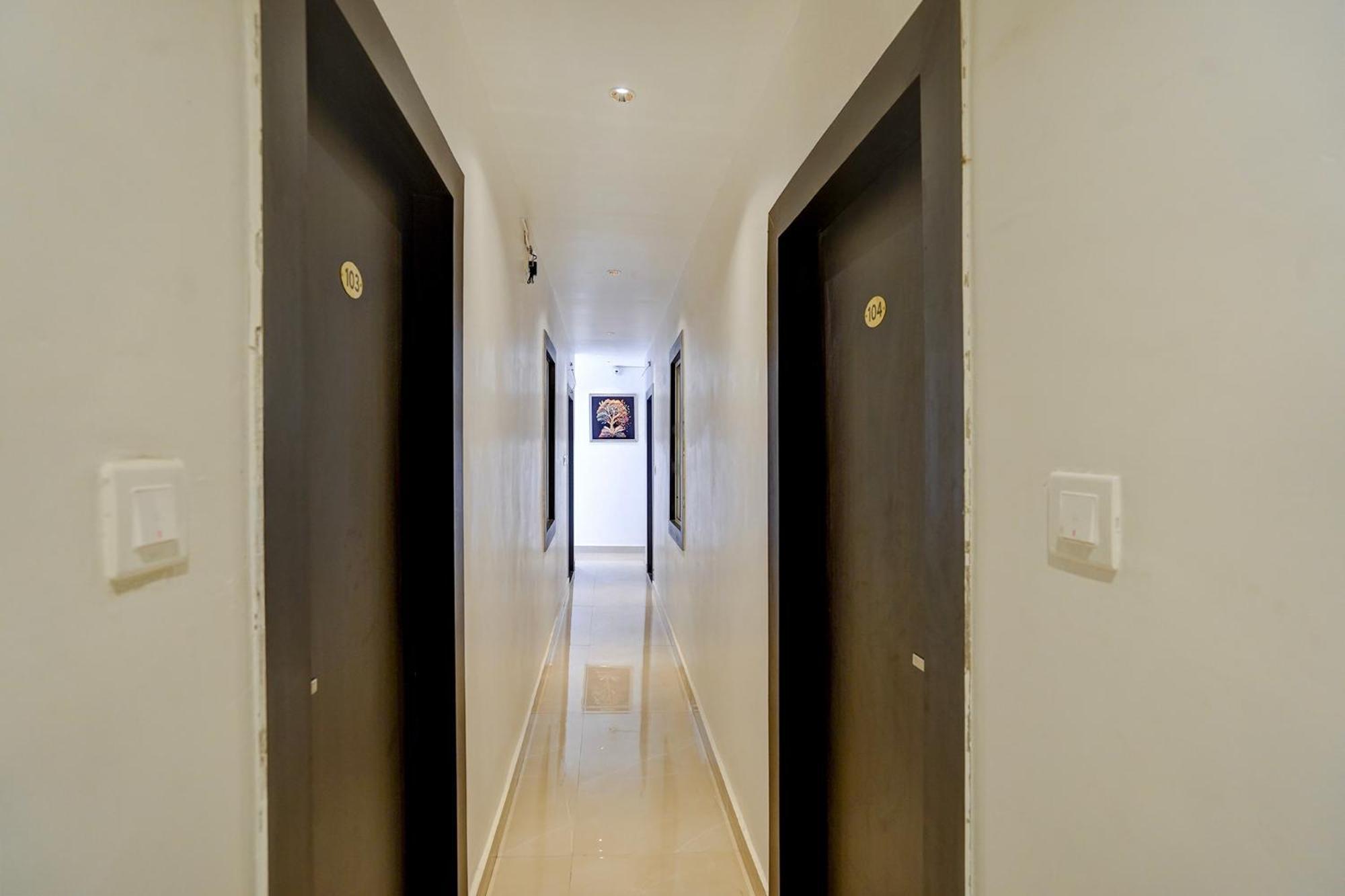 Fabhotel Swastik Villa, Varanasi